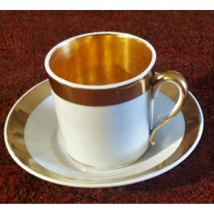 Tazzina da caffè con piattino in porcellana bianca a decoro oro, inizio '800