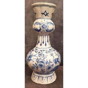 Antico vaso  in ceramica Knobble  dipinto a mano in blu Paesi Bassi Delft