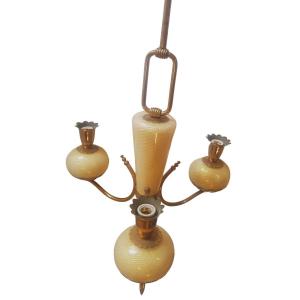 Lampadario a tre luci in ottone e vetro soffiato Barovier di Murano degli anni '60 