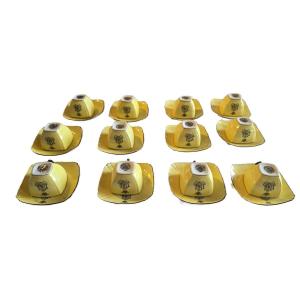 12 micro tazzine antiche in porcellana Kuznetsov, Russia, con monogramma e corona, 1890–1910