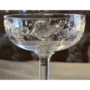 Otto coppe antiche cristallo decoro rocaille inciso attribuite a Baccarat fine 800 inizio 900