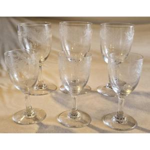 Lotto di 6 bicchieri antichi in cristallo decoro rocaile attibuiti a Baccarat fine '800/inizio