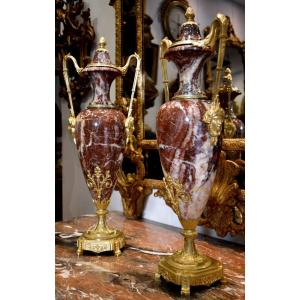 Pair Of "amphora" Vases In Marble And Gilded Bronze, Late 19th Century