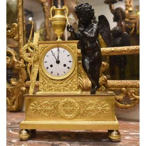 "cupid" Clock In Gilt Bronze, Charles X Period, Early 19th Century
