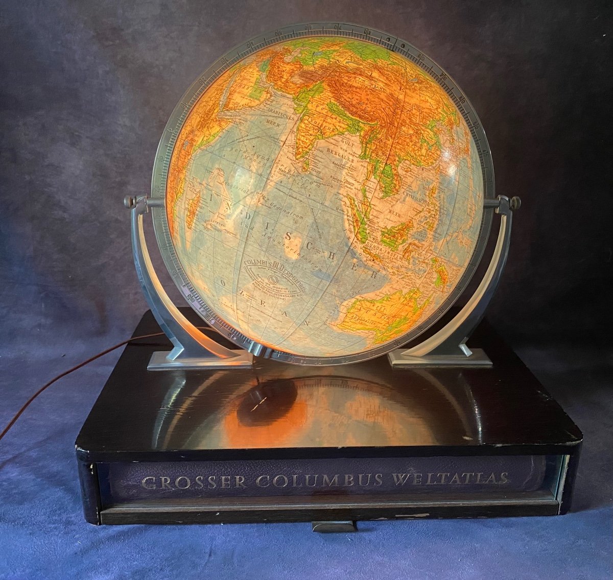 BELLISSIMO GLOBO LUMINOSO "COLUMBUS" MODELLO "JIBULEUM" CON GRANDE ATLANTE .