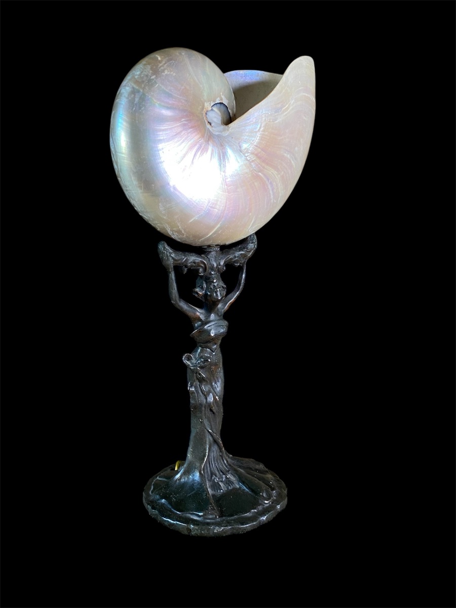Lampada da tavolo Art Nouveau con conchiglia nautilo -photo-3