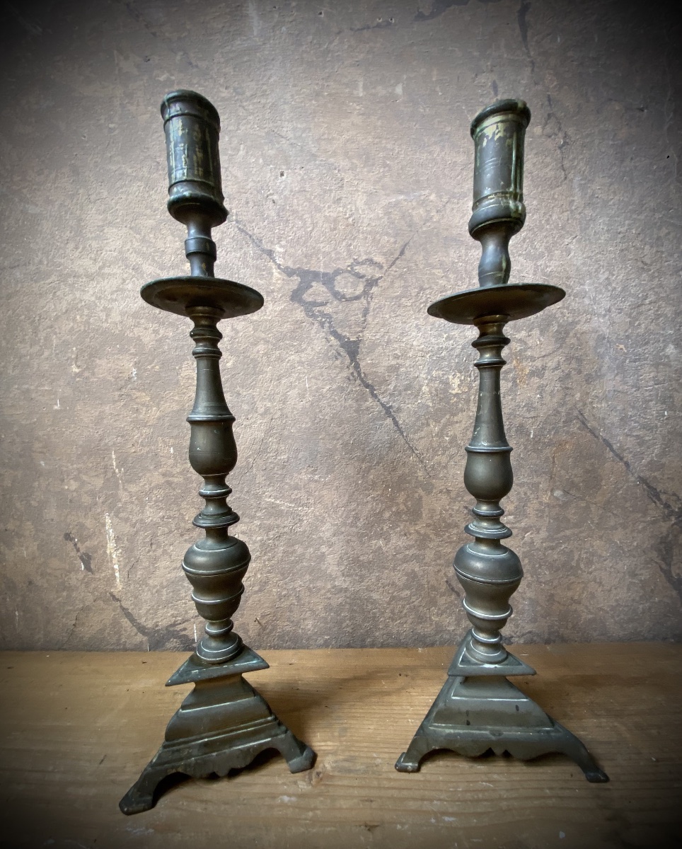 Coppia di grandi candelabri barocchi in ottone - Italia centrale XVII secolo-photo-3