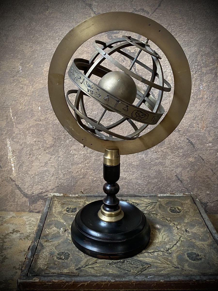 SFERA ARMILLARE VINTAGE IN OTTONE MOLTO DECORATIVA . -photo-4