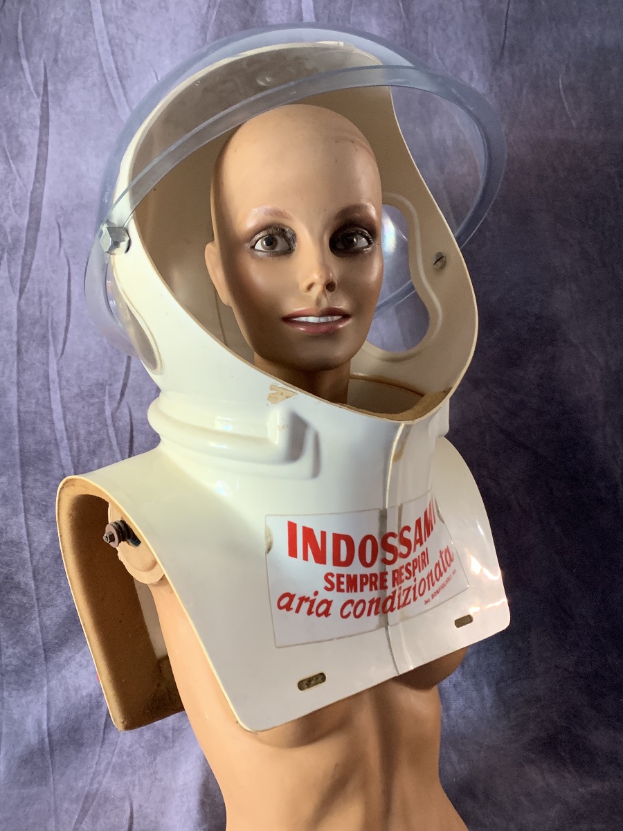 Casco respiratore d'epoca stile "Space Age" -Italia anni 70 .