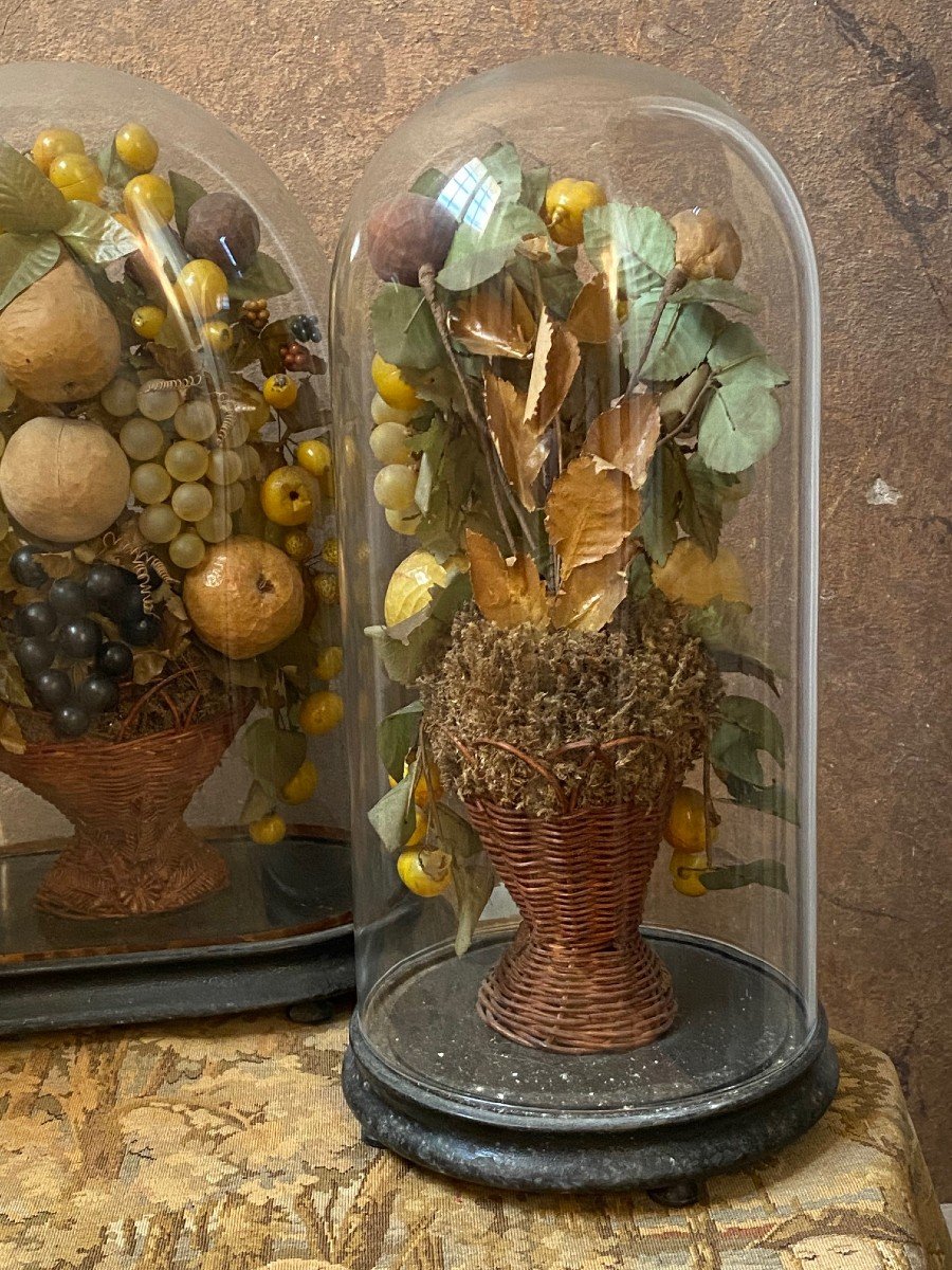 Triomphes de fruits en papier mâché et verre sous cloches de verre - Italie, fin des années 1800-photo-4
