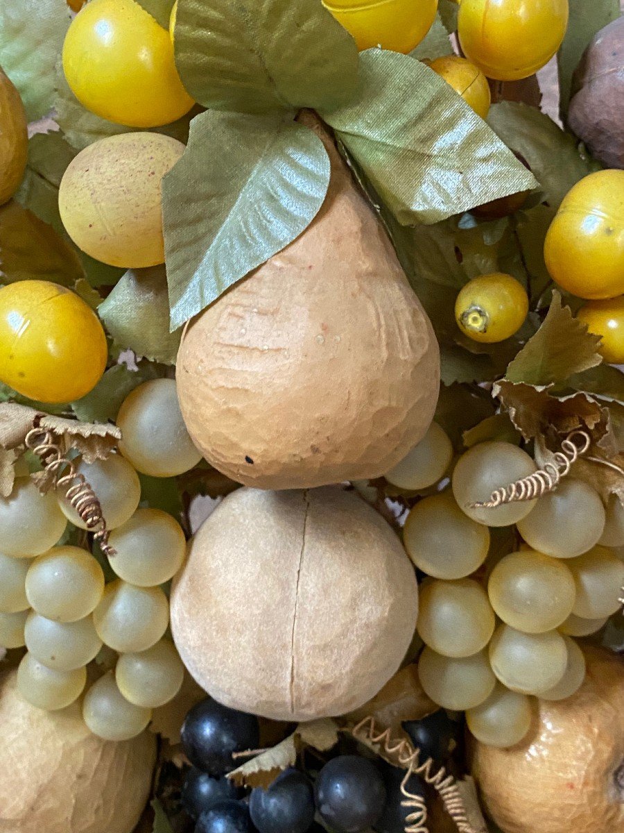 Triomphes de fruits en papier mâché et verre sous cloches de verre - Italie, fin des années 1800-photo-1