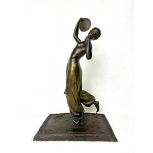 Oriental Dancer In Vienna Bronze