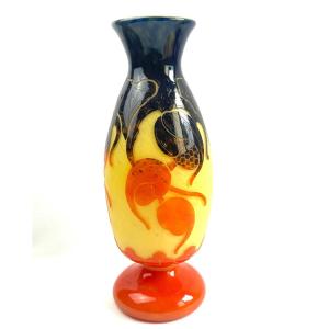 French Glass -schneider- Large Hop Vase
