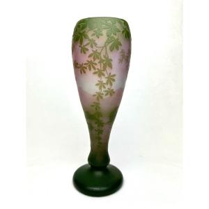 Camille Trutie De Varreux - De Vez Vase With Lake Decor