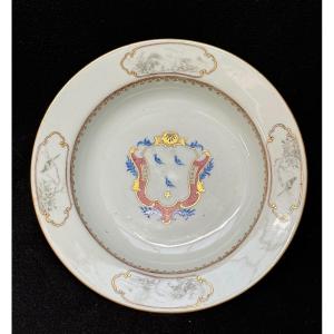 Chinese Porcelain Plate With Armorial Decor