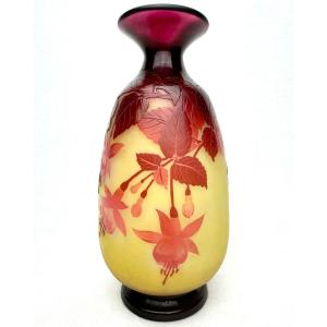 Gallé - Vase With Fuchsia Decor