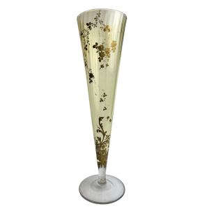 Baccarat - Conical Vase With Flower Branches Decor