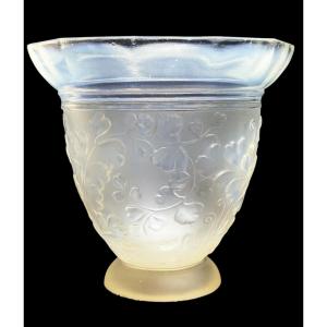 Etling - Opalescent Glass Vase With Maidenhair Fern Decor