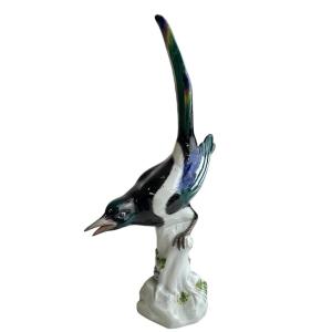 Meissen - Porcelain Figure Of A Magpie Facing Right