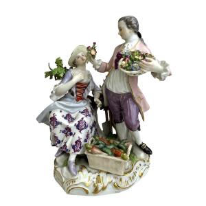 Meissen - Porcelain Group, Couple Of Gardeners.