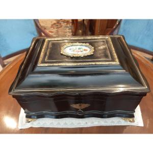 Napoleon III Papillote Box - For Le Confectioner Randin, Lyon. Around 1860