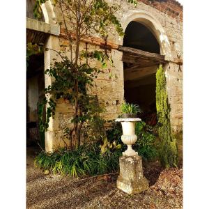 Two Large Cast Iron Medicis On Solid Stone Base 110 X 120