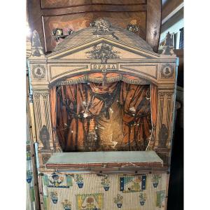 Théâtre De Guignol D’époque XIX ème. 