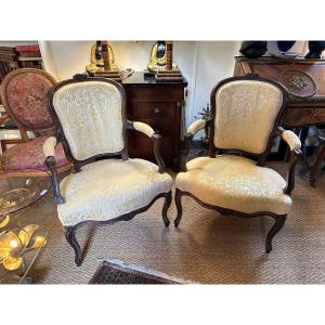 Pair Of Louis XV Cabriolets, 18th Century.