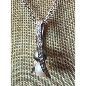 Necklace In White Gold, Tahitian Pearls And Diamonds. 