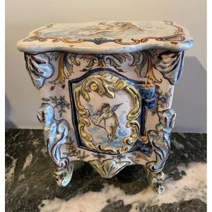 Small 18th Century Earthenware Furniture.