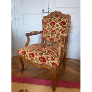 18th Century Armchair With Flat Back In Natural Wood From The Louis XV Period