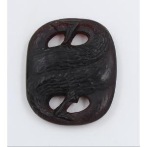 "serpents" Pendant Signed R Lalique In Brown Glass
