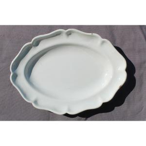Large Round Dish In White Moustiers Earthenware 18th Century Length = 38.5 Cm