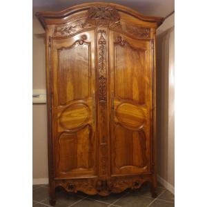Provencal Wardrobe