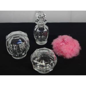 Ensemble De Toilettes En Cristal De Baccarat
