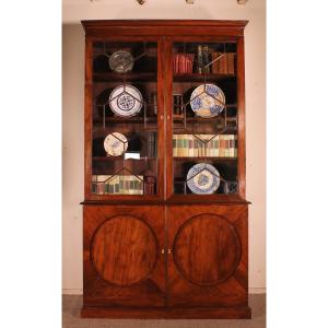 18 Century Hepplewhite Bookcase In Mahogany Circa 1775