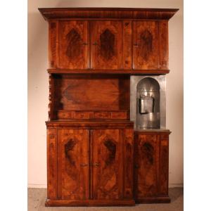 6 Doors Buffet In Walnut Louis XIV-17 ° Century With Fountain
