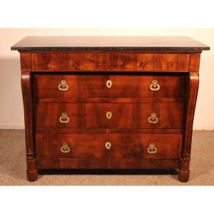  Early 19 Century French Chest Of Drawers In Walnut 