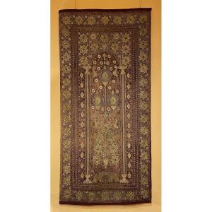18th Century Indo-portuguese Embroidery In Gold Thread On Velvet