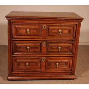 Small 17th Century Oak Chest Of Drawers William And Mary Period