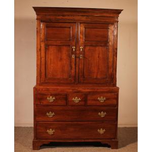 Small 18th Century Oak Linen Press