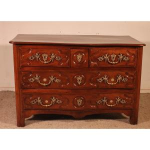 Parisian Regency Period Walnut Chest Of Drawers - 18th Century