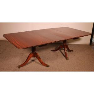 English Solid Mahogany Twin Pillar Dining Room Table - 19th Century