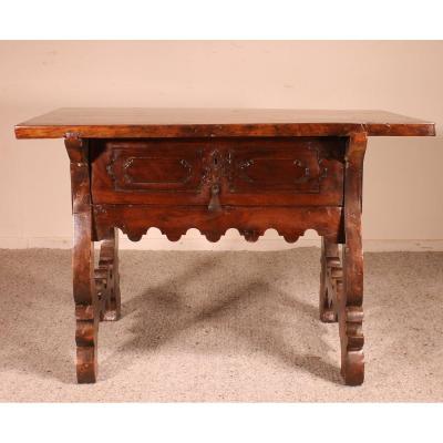 17th Century Spanish Table In Walnut