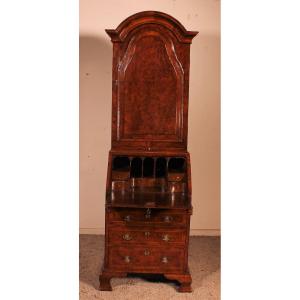 Small Secretary In Burl Walnut With Dome -18 ° Century