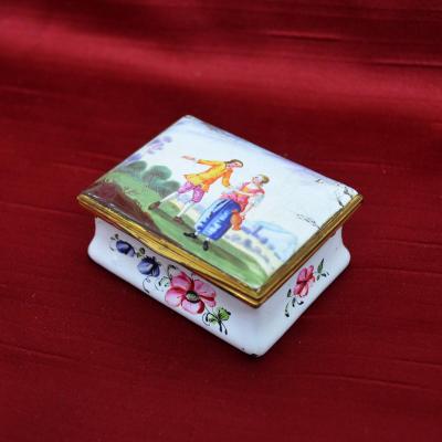 Enamel Pill Box Painted Eighteenth