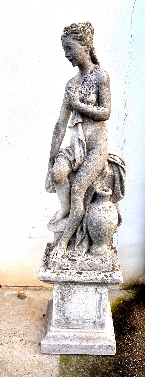Statue En Pierre Avec Socle Anne 1930