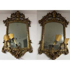 coppia di appliques in legno dorato