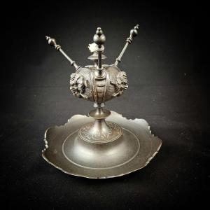 Smoker's Lamp, 19th Century Bronze Lighter With Brown Patina – Pan Masks