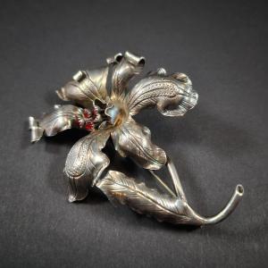 Silver Orchid Brooch, Naturalistic Floral Design, Red Rhinestones – 20th Century Art Nouveau